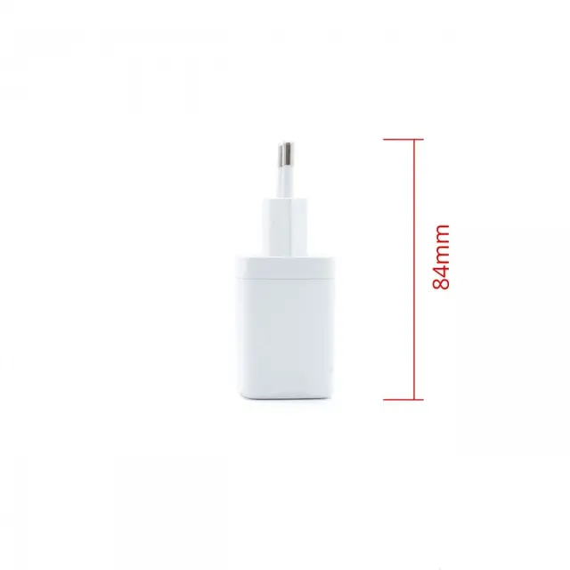 Hurtiglading to ladeporter - HVIT USB-A  og USB-C, AC 100~240 Volt 