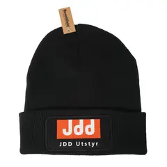 T&#248;ff lue med brodert JDD logo