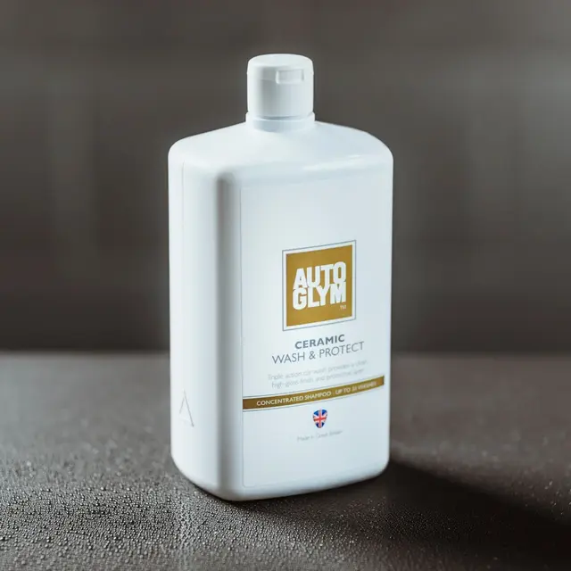 Autoglym Ceramic Wash & Protect, 1 l Rengjøring, glans og beskyttelse i én 