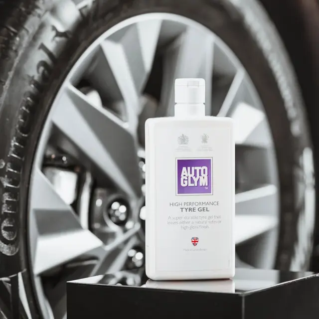 Autoglym High Performance Tyre Gel Dekkfornyer i gelform, 500 ml. 